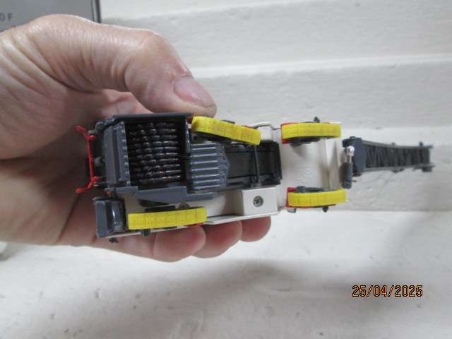 DIE CAST : 1:50 SCALE - COLD MILLING MACHINE W 100 F - BOXED