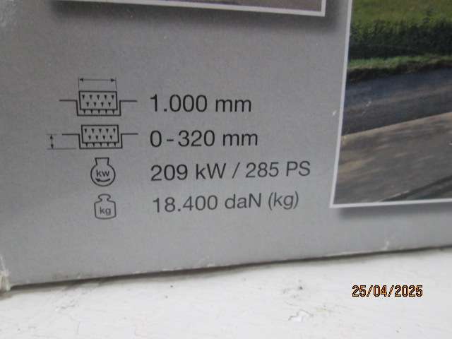 DIE CAST : 1:50 SCALE - COLD MILLING MACHINE W 100 F - BOXED