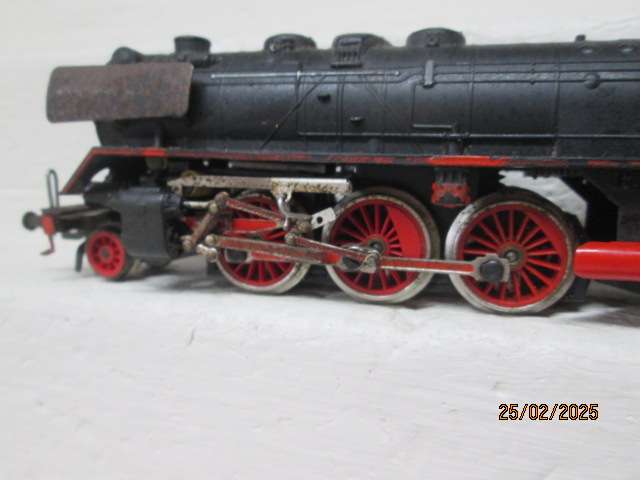 HO SCALE - PIKO - 2-6-2 STEAM LOCOMOTIVE