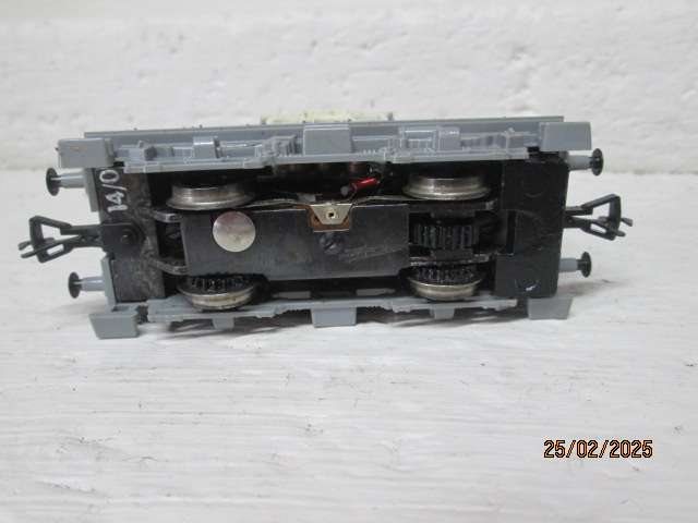 HO SCALE - FLEISCHMANN - BLUE ELECTRIC LOCOMOTIVE