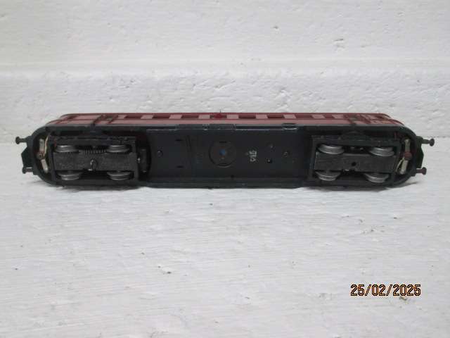 HO SCALE - FLEISCHMANN - BROWN RAIL CAR