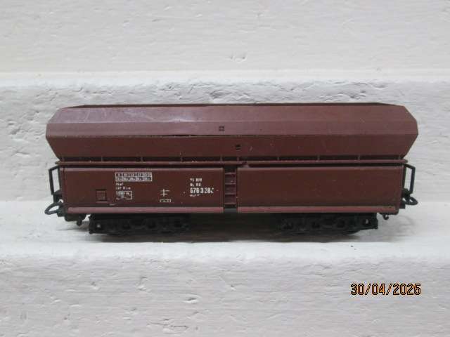 HO SCALE - LIMA - HIGH CUBE COAL HOPPER