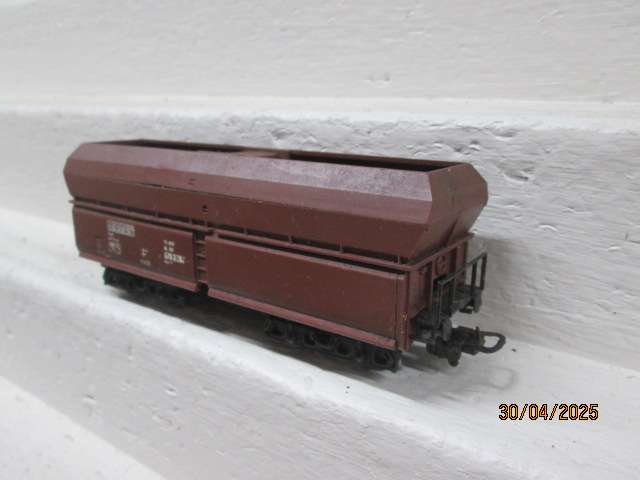 HO SCALE - LIMA - HIGH CUBE COAL HOPPER