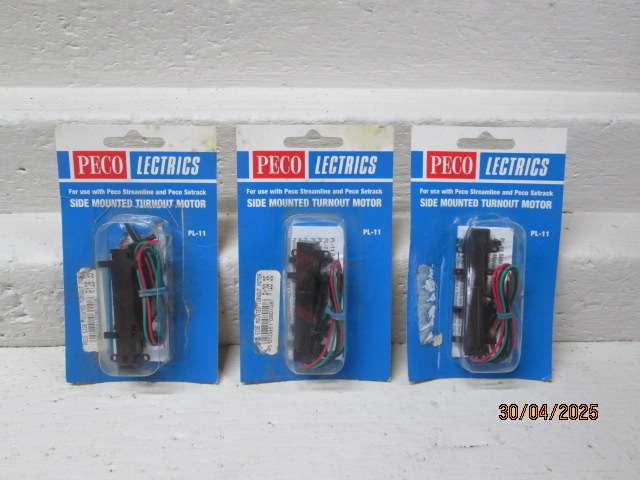 HO SCALE - PECO - SIDE MOUNTED TURN OUT MOTOR - PL-11 - BOXED - X3