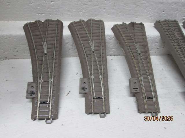 HO / OO SCALE - MARKLIN - POINTS - X5 - 2-RAIL