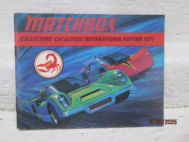 DIE CAST - MATCH BOX CATALOGUE - 1971