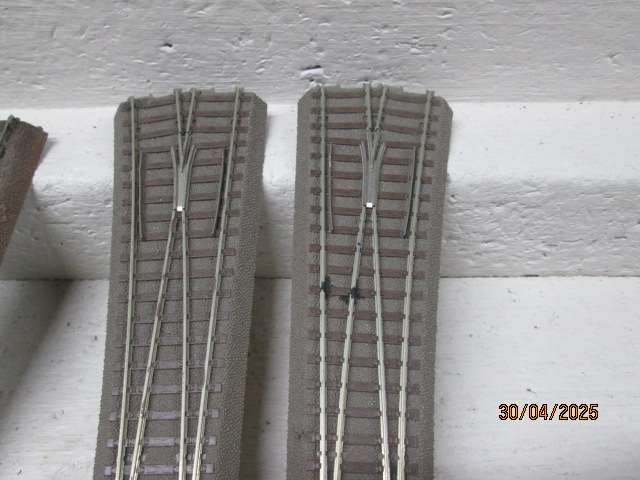 HO / OO SCALE - MARKLIN - POINTS - X5 - 2-RAIL