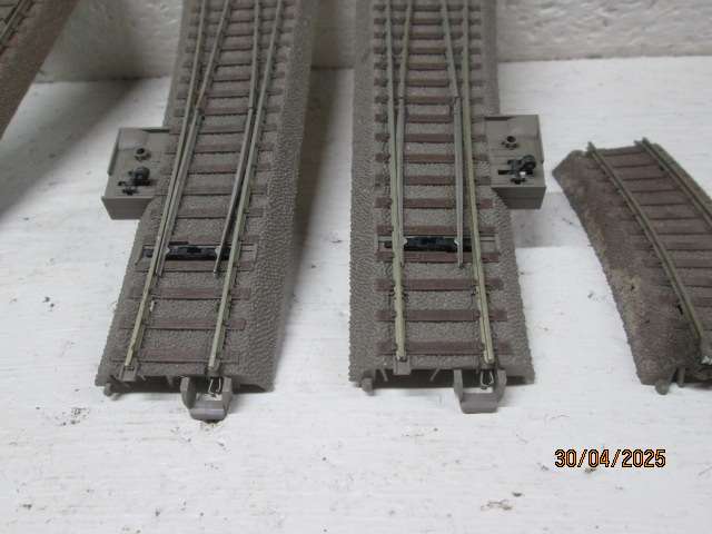 HO / OO SCALE - MARKLIN - POINTS - X5 - 2-RAIL