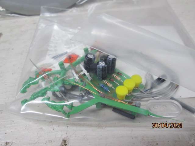 HO SCALE - BUSCH - UFO WITH ELECTRONICS - BOXED