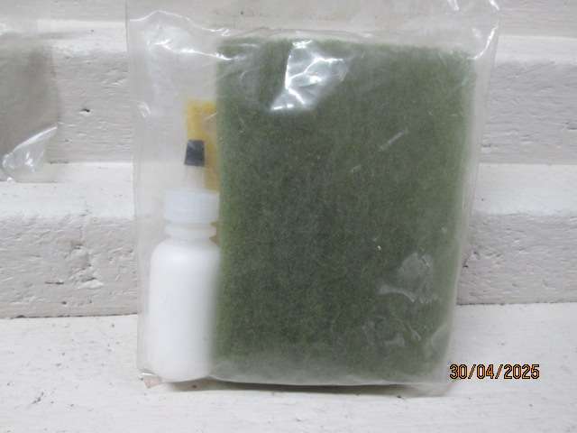 HO SCALE - SCENE-A-RAMA - DESERT PLANTS - KIT