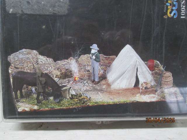 HO SCALE - PROSPECTUS CAMP - KIT - BOXED