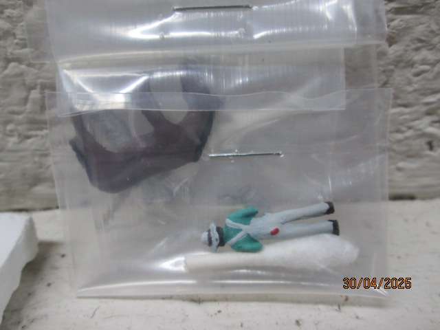 HO SCALE - PROSPECTUS CAMP - KIT - BOXED