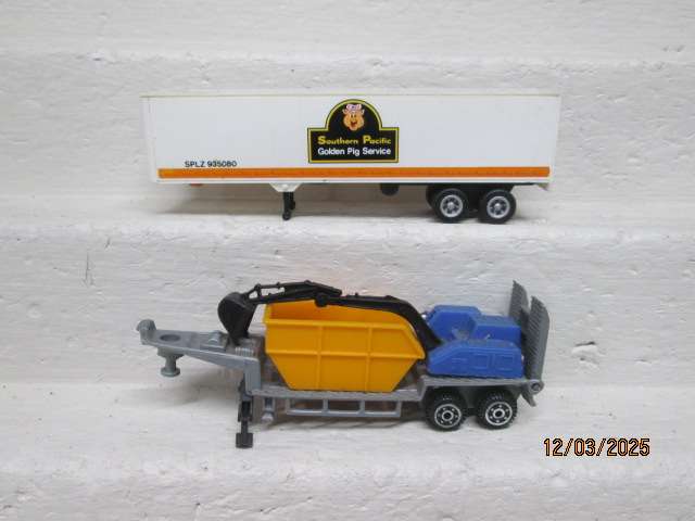 HO SCALE - ROAD TRAILERS - X2