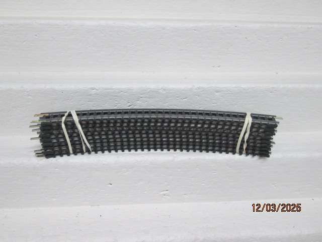 HO / OO SCALE - FELLER - TRACK - X9 PIECES