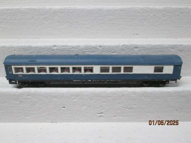 HO SCALE - FLEISCHMANN - BLUE DINING CAR COACH