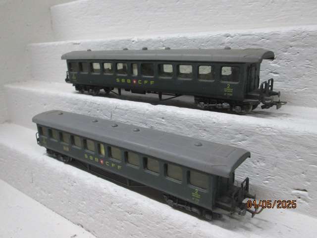 HO SCALE - POCHER - SBB/CFF COACHES - X2