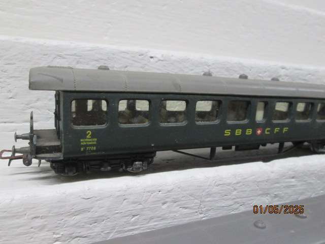 HO SCALE - POCHER - SBB/CFF COACHES - X2