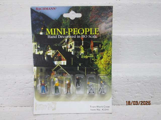 HO SCALE - BACHMANN - TRAIN WORK CREW FIGURINES - X6 - BOXED