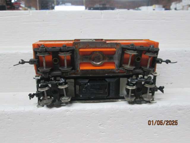 OO SCALE - TRIANG - GOODS WAGONS - X2