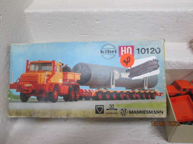 HO SCALE - KIBRI - EXTRA HEAVY ROAD TRANSPORT SET - BOXED