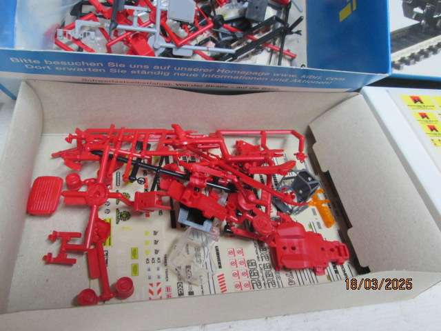 HO SCALE - KIBRI - TRACK MAINTENANCE RAIL VEHICLES WITH BULLDOZER - BOXED