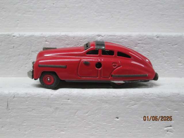 DIE CAST - SCHUCO - RED WIND UP CAR