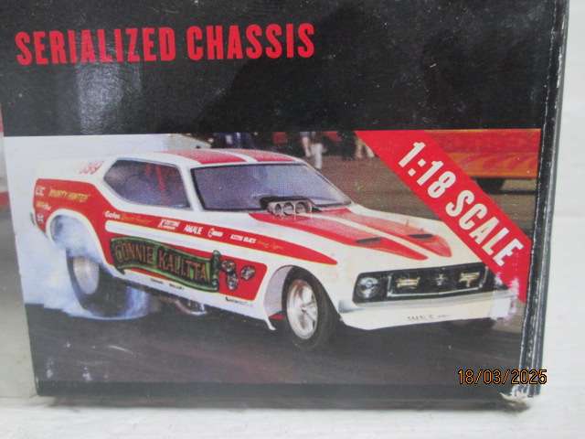 DIE CAST - 1:18 SCALE - AUTOWORLD LEGENDS OF THE QUARTER MILE - 1972 - FORD MUSTANG - FUNNY CAR