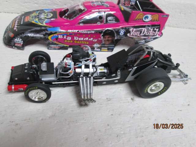 DIE CAST - 1:24 SCALE - RACING CHAMPIONS - DODGE BIG DADDY VON DUTCH  - FUNNY CAR - BOXED