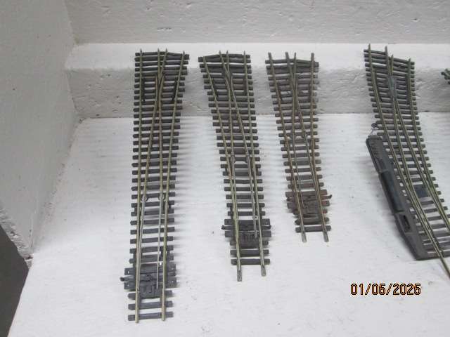 HO / OO SCALE -  VARIOUS POINTS - X8