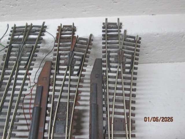 HO / OO SCALE -  VARIOUS POINTS - X8