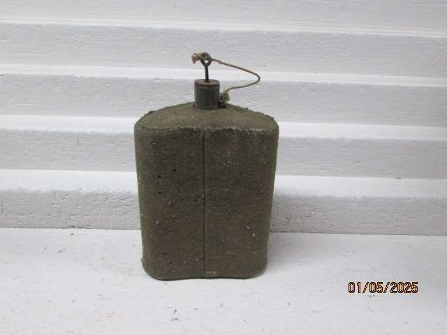 MILITARY ARMY WATER BOTTLE