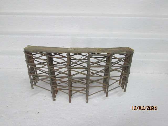 HO SCALE - CURVED SCRATCH BUILT BRIDGE