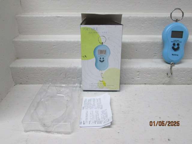 HO SCALE - PORTABLE ELECTRONIC SCALE - BOXED