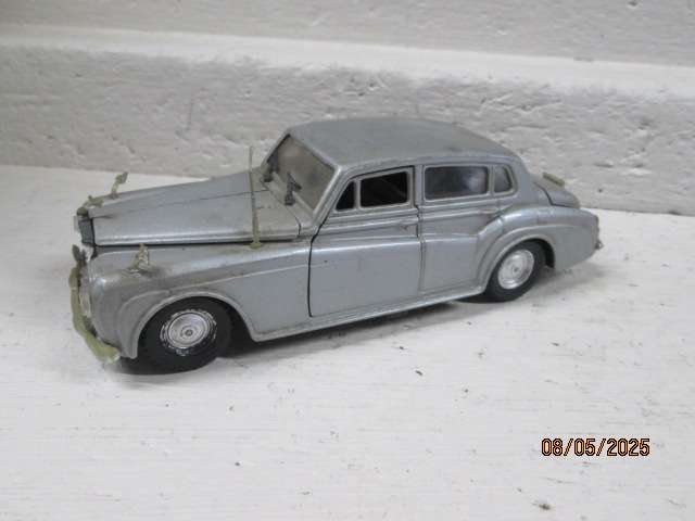 DIE CAST : POLISTIL - ROLLS ROYCE - SILVER CLOUD