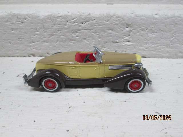 DIE CAST : MATCHBOX - 1935 SPEEDSTER