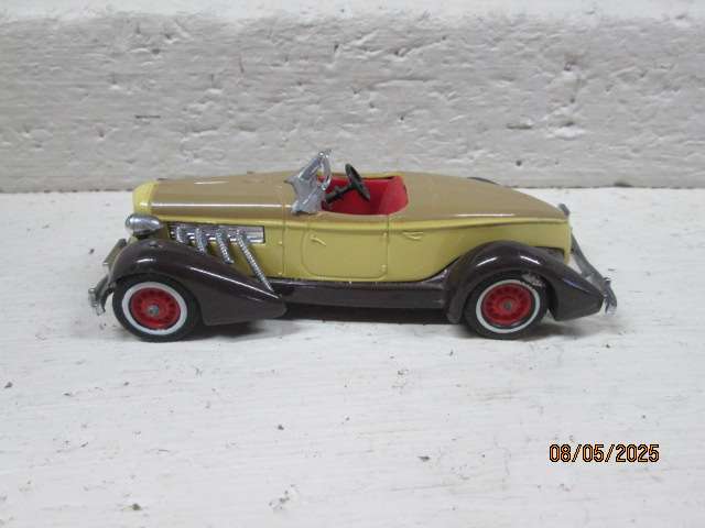 DIE CAST : MATCHBOX - 1935 SPEEDSTER