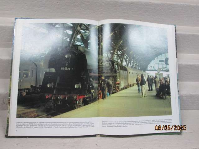 HARDCOVER TRAIN BOOK: DAMPF LOKOMOTIVEN