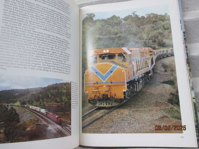 HARDCOVER TRAIN BOOK: THE STORY OF THE TRAIN