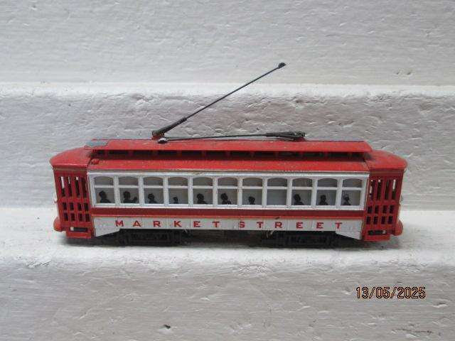 HO SCALE - BACHMANN - MARKET STREET TRAM LOCOMOTIVE