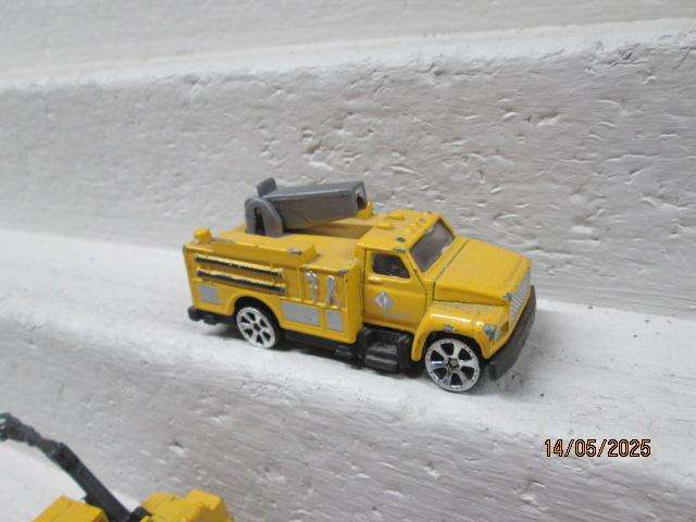 DIE CAST - CONSTRUCTION - VEHICLES - X3