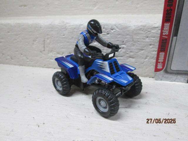 DIE CAST - MAISTO - QUAD BIKES - X3 - BOXED