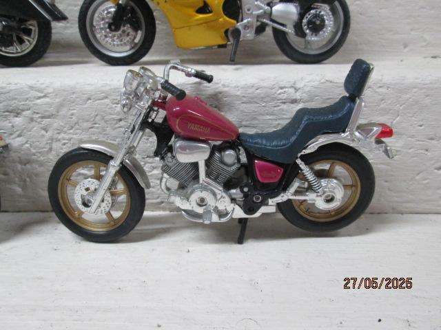 DIE CAST - X4 VARIOUS MOTORBIKES