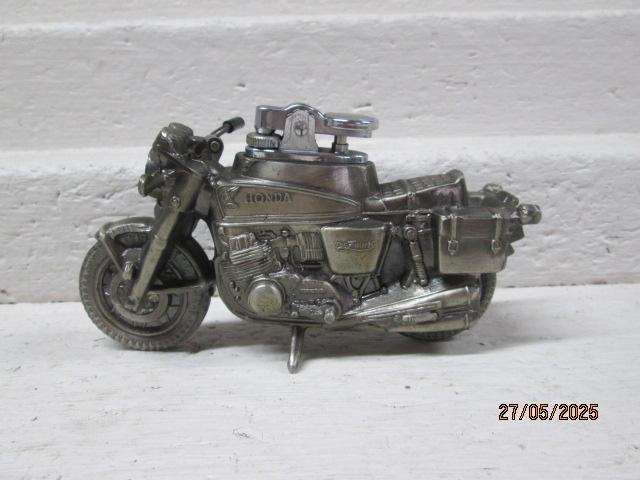 DIE CAST - HONDA - 750 FOUR CIGARETTE LIGHTER MOTORBIKE