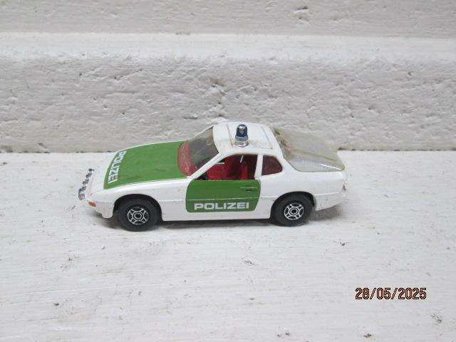 CORGI TOYS - POLIZEI PORSCHE 924