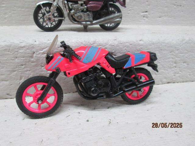 VARIOUS MOTORBIKES - X3