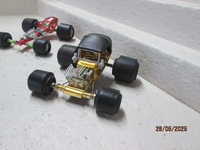 ZEE OLD TIMER DRAGSTER MODELS - X2