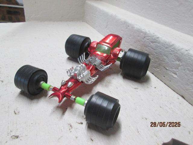 ZEE OLD TIMER DRAGSTER MODELS - X2