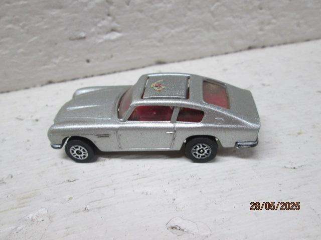 CORGI - ASTON MARTIN DB6 007 MODEL