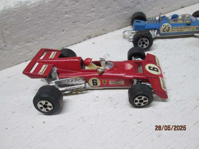 SURTEES - TS9 F1 + FERRARI 312 B2 F1 MODELS