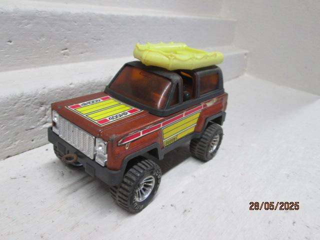 BUDDY L - JEEP WITH RUBBER DUCK